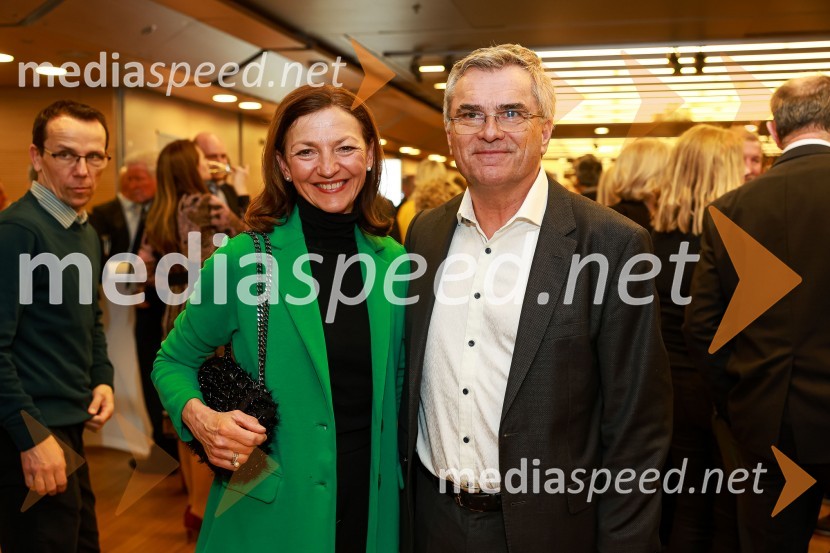 prof. dr. Maja Makovec Brenčič, nekdanja ministrica za izobraževanje, znanost in šport;  Aleksander  Zalaznik, generalni direktor Danfoss Trata, predsednik Združenja Manager55. podelitev Nagrad GZS za izjemne gospodarske in podjetniške dosežke