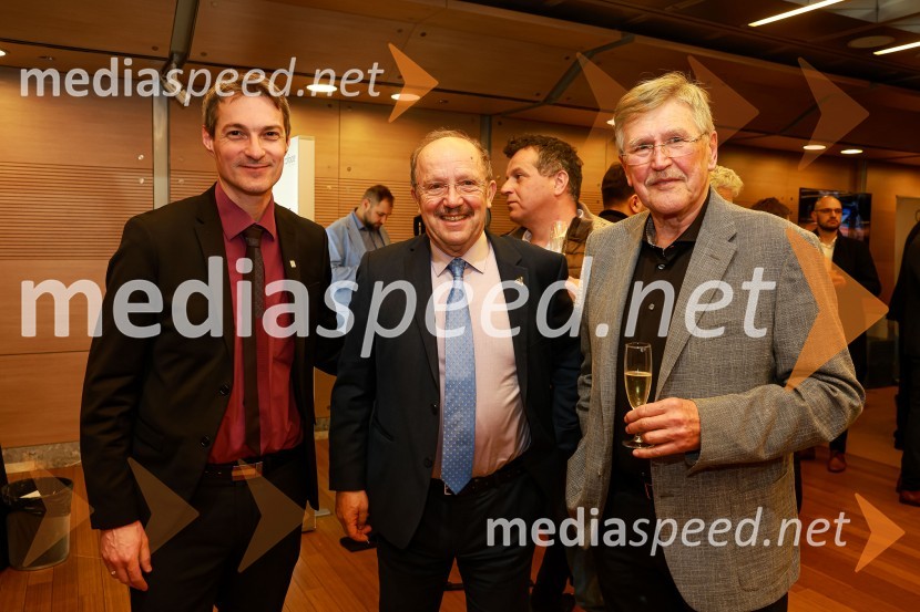  Bojan Ivanc, CFA, CAIA, član upravnega odbora društva CFA Slovenija in glavni ekonomist Analitike GZS, lokalni koordinator CFA Research Challenge 2022;  ... ;  ... 55. podelitev Nagrad GZS za izjemne gospodarske in podjetniške dosežke