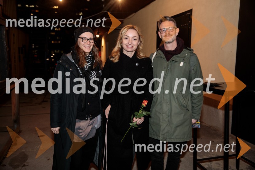  Urška Brodar, dramaturginja, Slovensko mladinsko gledališče;  Tina Dobnik, producentka MASKA;  Tibor Mihelič Syed, direktor, Slovensko mladinsko gledališčeSpolna vzgoja II: IGRE, premiera, Nova Pošta, SMG Ljubljana