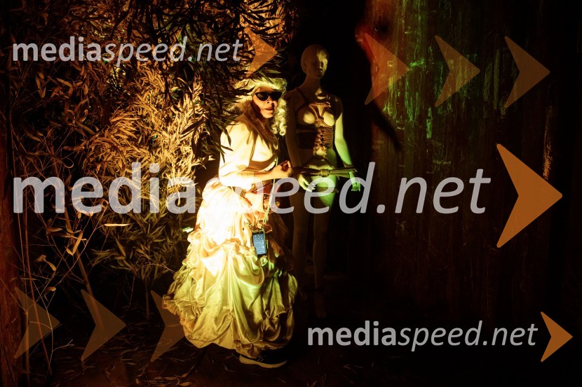  Lina Akif, igralkaSpolna vzgoja II: IGRE, premiera, Nova Pošta, SMG Ljubljana