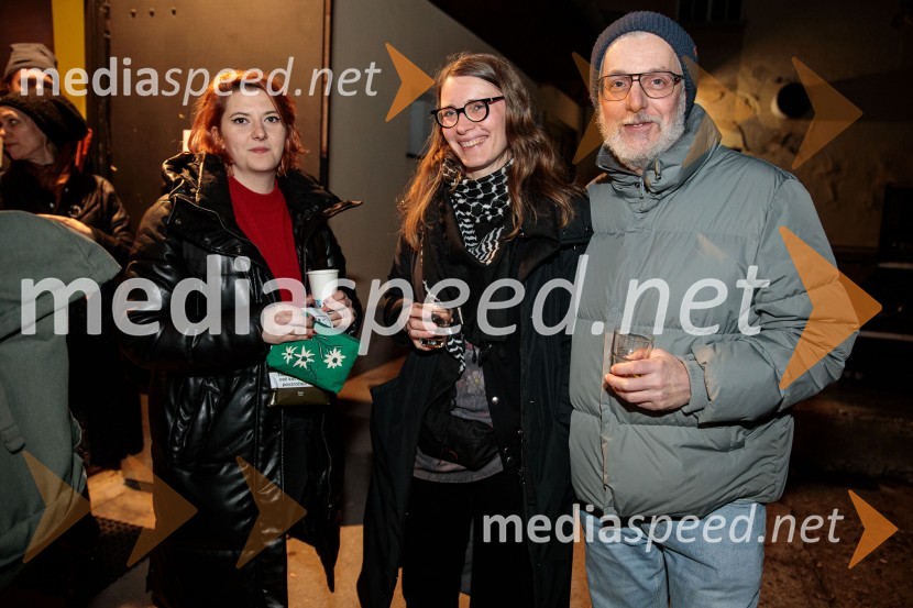  Nina  Ramšak Marković, režiserka;  Urška Brodar, dramaturginja, Slovensko mladinsko gledališče;  Damjan IlićSpolna vzgoja II: IGRE, premiera, Nova Pošta, SMG Ljubljana