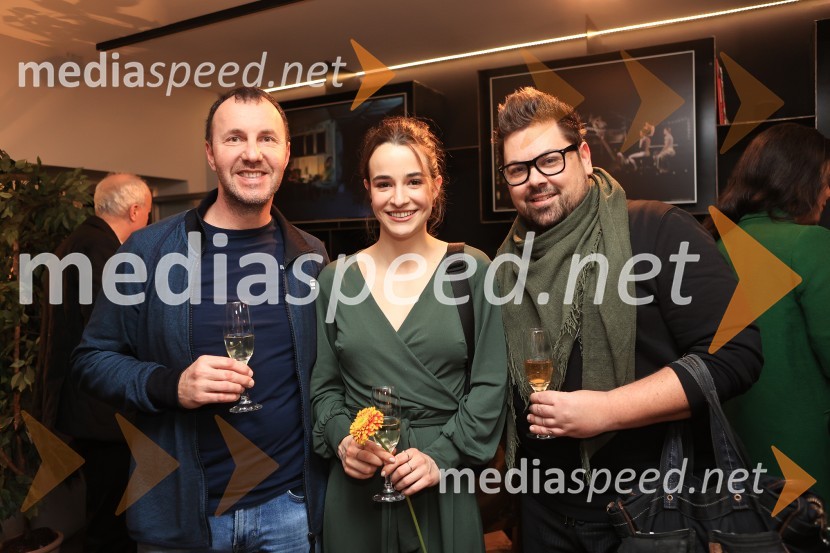  Jernej Dirnbek - Dimek, skupina MI2;  Gaja Filač, igralka;  Nejc Simšič, novinarGospa Dalloway, premiera, SNG Drama Ljubljana