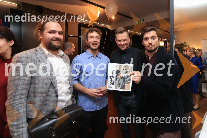  Luka Marcen, režiser;  Peter Petkovšek, režiser;  Luka Nabergoj, pomočnik ravnateljice SNG Drama Ljubljana;  Klemen Janežič, igralec Gospa Dalloway, premiera, SNG Drama Ljubljana