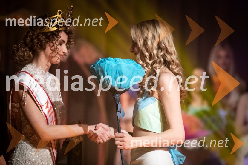  Vida Milvojša, Miss Slovenije 2022;  Nina Kokot, finalistka, Miss Slovenije 2023Miss Slovenije 2023, polfinalni izbor