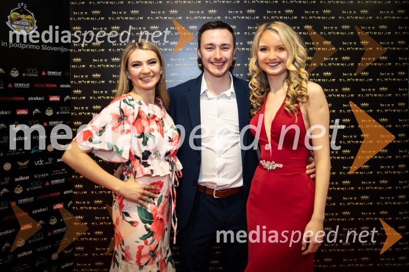  Nika Šalamon, finalistka, Miss Slovenije 2023;  Žiga Fijavž;  Nina Kokot, finalistka, Miss Slovenije 2023Miss Slovenije 2023, polfinalni izbor