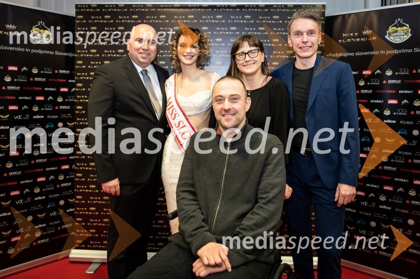 Gregor Žmak, župan, Občina Pesnica;  Vida Milvojša, Miss Slovenije 2022;  Bogdan Kronovšek, direktor Termo-tehnika d.o.o. ;  Mojca Šimnic Šolinc, direktorica Tosama;  David Miško, Skupina Stroka.si, pomočnik direktorja za marketingMiss Slovenije 2023, polfinalni izbor