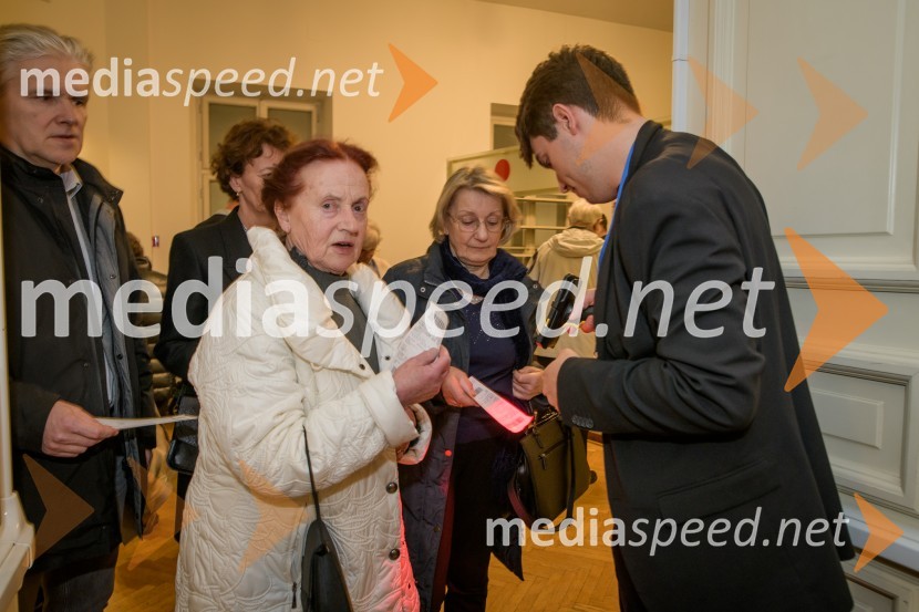 Elda Viler z orkestrom Ave in gosti, koncert ob 60. letnici delovanja