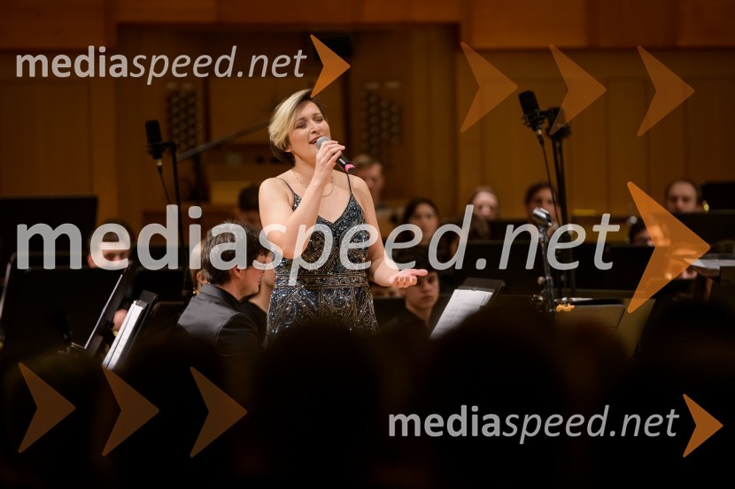  Tanja Srednik, glasbenicaElda Viler z orkestrom Ave in gosti, koncert ob 60. letnici delovanja