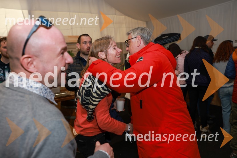  Tiffany Sadler, veleposlanica Združenega kraljestva Velike Britanije in Severne Irske;  Matjaž Han, minister za gospodarski razvoj in tehnologijo62. Pokal Vitranc, sobota