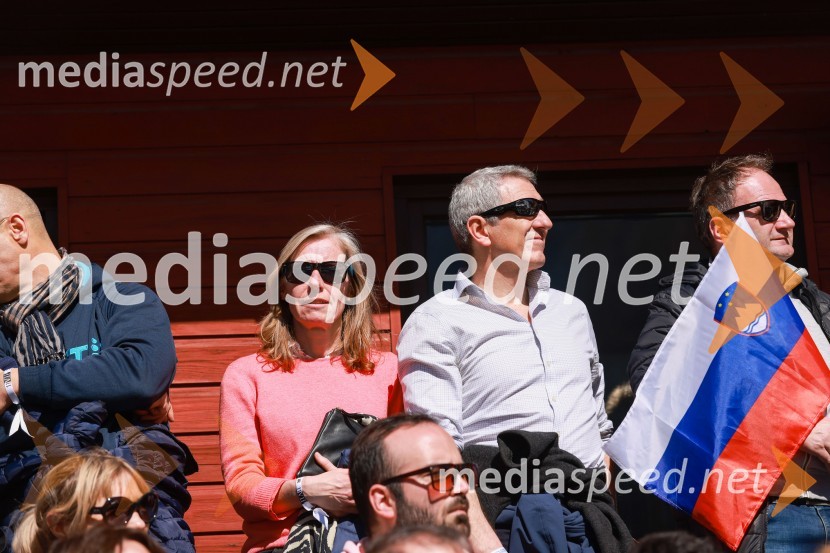  Tiffany Sadler, veleposlanica Združenega kraljestva Velike Britanije in Severne Irske;  Stephen Sadler62. Pokal Vitranc, sobota