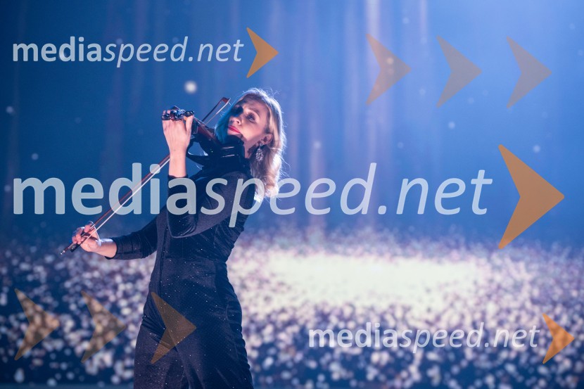  Maša Golob, violinistkaPodelitev pokalov sobotnega veleslaloma in javni žreb, 62. Pokal Vitranc