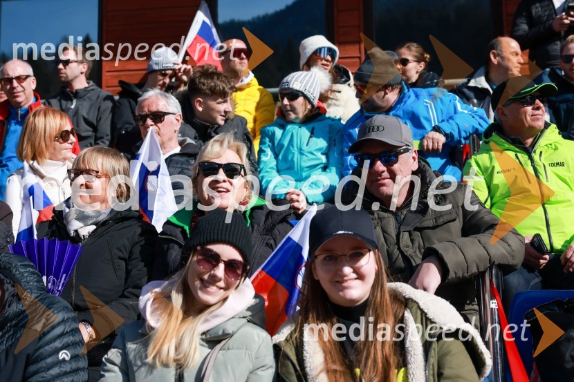  Sabrina Pečelin, vodja odnosov z javnostmi pri Porsche Slovenija d.o.o.;  Aleš Radelj62. Pokal Vitranc, nedelja