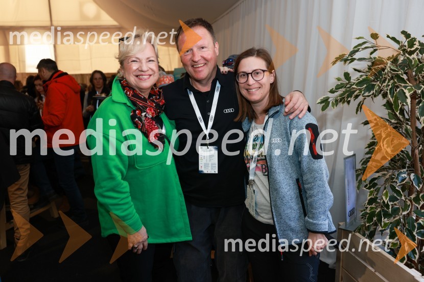  Sabrina Pečelin, vodja odnosov z javnostmi pri Porsche Slovenija d.o.o.;  Samo Pagon, vodja marketinga znamke Audi pri podjetju Porsche Slovenija d.o.o.;  Nika Hriberšek62. Pokal Vitranc, nedelja