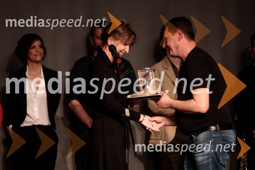  Vesna Jurca Tadel, ravnateljice SNG Drama Ljubljana;  ... 31. Dnevi Komedije v Celju, zaključek festivala s Tadejem Tošem