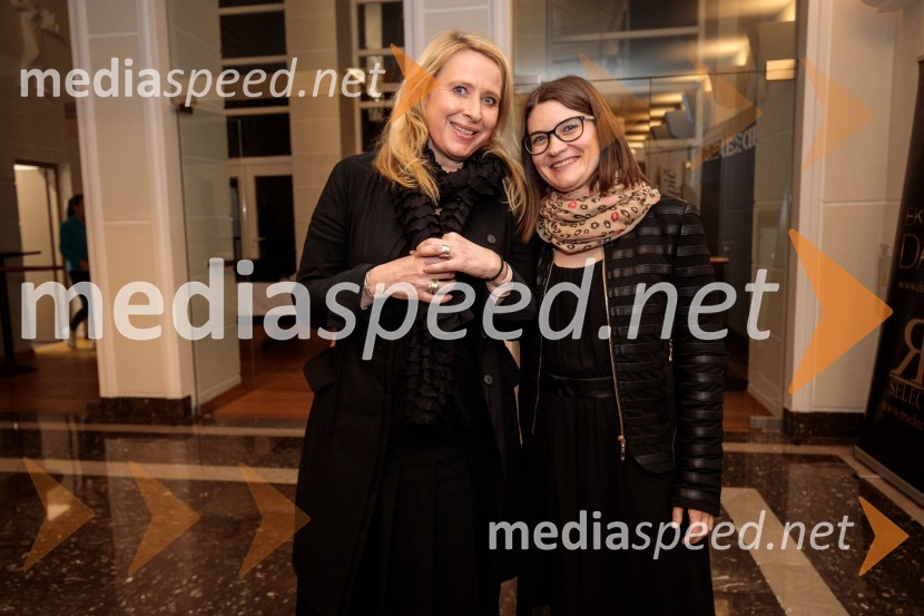  Tatjana Doma, dramaturginja SLG Celje;  Milana Simonič, vodja marketinga in odnosov za javnostmi SLG Celje31. Dnevi Komedije v Celju, zaključek festivala s Tadejem Tošem