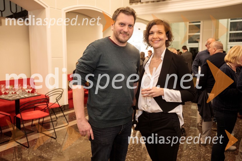  Marko Bratuš, umetniški vodja SNG Nova Gorica;  Ajda Valcl, režiserka31. Dnevi Komedije v Celju, zaključek festivala s Tadejem Tošem