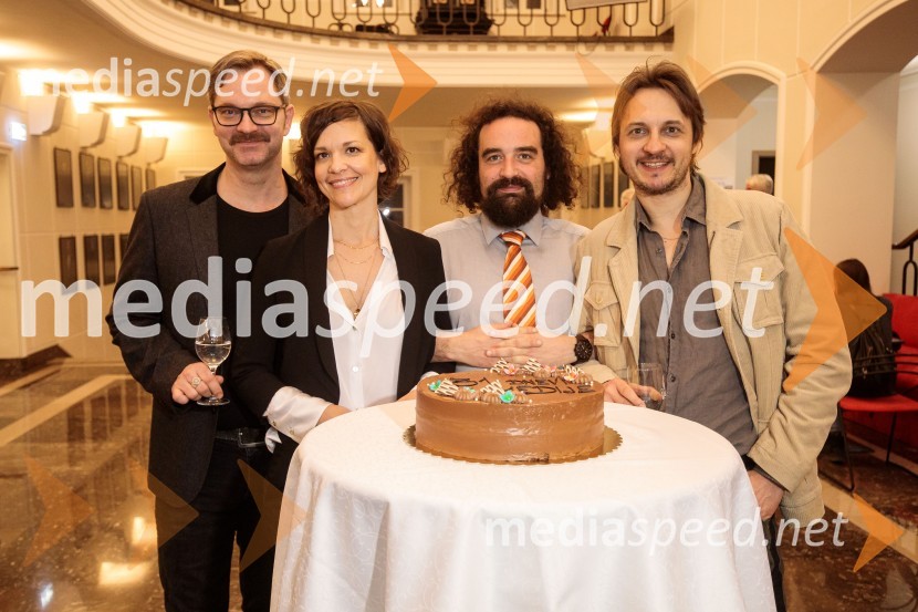  Jurij  Zrnec, igralec;  Ajda Valcl, režiserka;   Jure Novak, režiser, direktor, Prešernovo gledališče Kranj;  Blaž Setnikar, igralec31. Dnevi Komedije v Celju, zaključek festivala s Tadejem Tošem