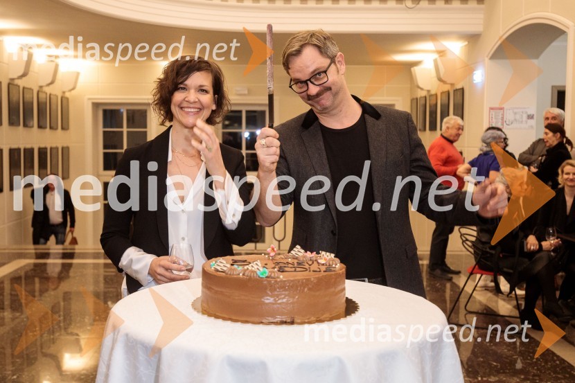  Ajda Valcl, režiserka;  Jurij  Zrnec, igralec31. Dnevi Komedije v Celju, zaključek festivala s Tadejem Tošem