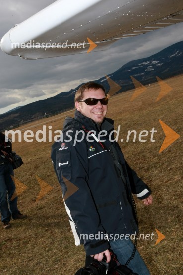 Tadej Regent, fotografMilan Pogačnik, minister za kmetijstvo, gozdarstvo in prehrano obiskal Letalski center Maribor