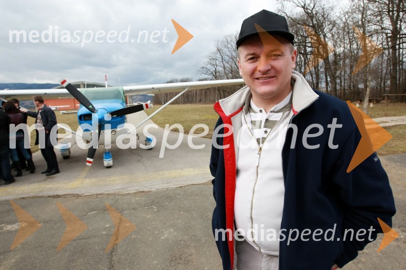 Franc Kangler, župan Mestne občine MariborMilan Pogačnik, minister za kmetijstvo, gozdarstvo in prehrano obiskal Letalski center Maribor