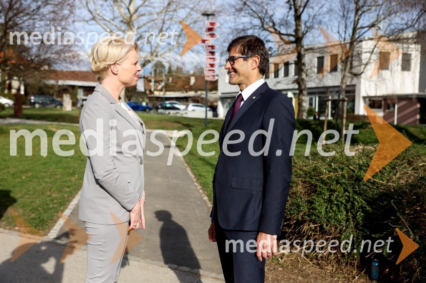 mag. Urška Klakočar Zupančič, predsednica Državnega zbora RS, podpredsednica, Gibanje Svoboda;  Matjaž Rakovec, župan Mestne občine KranjOdkritje madžarskega kipa v parku La Ciotat v Kranju