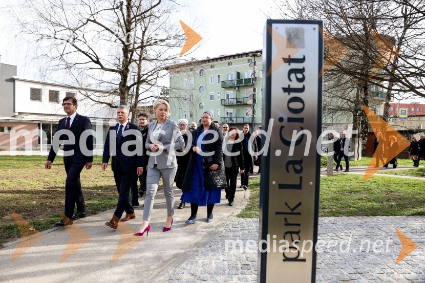  Matjaž Rakovec, župan Mestne občine Kranj;  László Kövér, predsednik Državnega zbora Madžarske; mag. Urška Klakočar Zupančič, predsednica Državnega zbora RS, podpredsednica, Gibanje SvobodaOdkritje madžarskega kipa v parku La Ciotat v Kranju