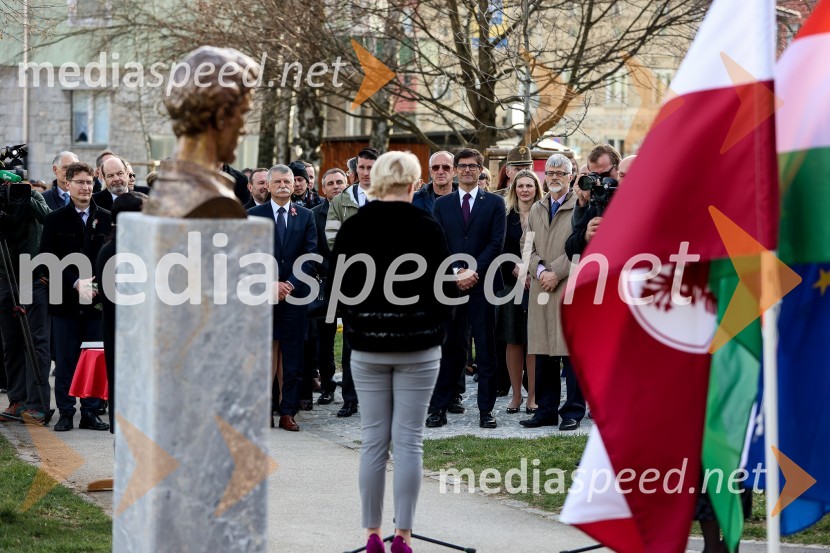 mag. Urška Klakočar Zupančič, predsednica Državnega zbora RS, podpredsednica, Gibanje SvobodaOdkritje madžarskega kipa v parku La Ciotat v Kranju