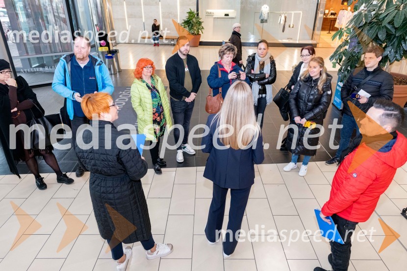  Nena Horvat, vodja marketinga City Center Celje;  Snežana Delakorda, direktorica, Prima komunikacijeCitycentrov 17. rojstni dan, novinarska konferenca