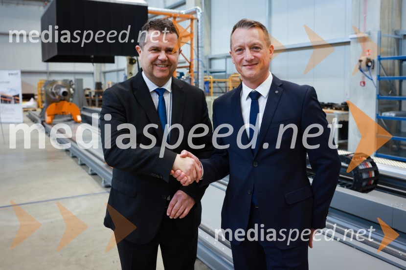  Janez Magyar, župan, Občina Lendava;  Matjaž Vnuk, predsednik uprave, Daihen VarstrojDaihen Varstroj, slavnostno odprtje nove proizvodne hale