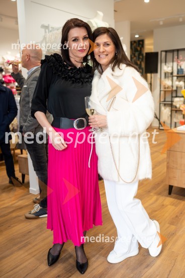  Tamara Busar, vodja projektov v marketingu, Lisca;  Nuša Vidmar, Hotel Ajdovec, SevnicaOtvoritev nove Liscine prodajalne