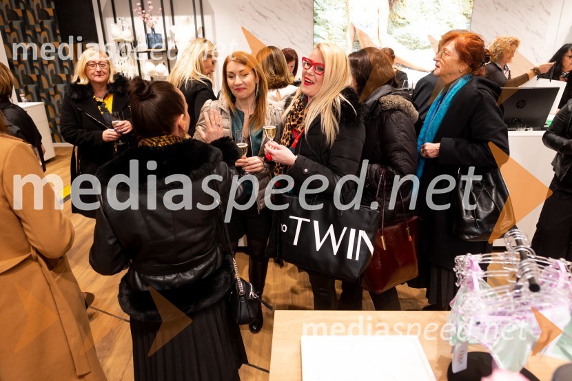 Otvoritev nove Liscine prodajalne