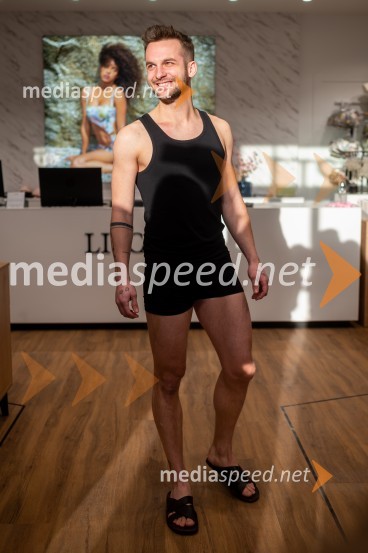  Blaž Brudar, manekenOtvoritev nove Liscine prodajalne