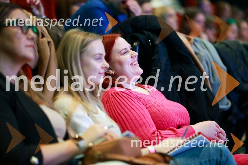  Nataša Mernik - Anakrejevska, modna blogerkaDan družbenih omrežij 2023