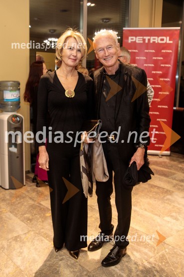  Nevenka Črešnar Pergar, lastnica in direktorica podjetja NP Consulting;  Janez  Pergar, prokurist NP ConsultingLunapark, premiera drame