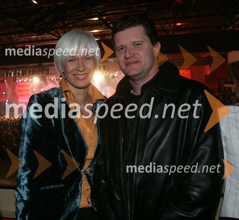 Barbra Drnač, plesna novinarka in urednica oddaje Parada plesa, in Marko Kolbl, lastnik radia postaja CenterSRF - Slovensi radijski festival 2005