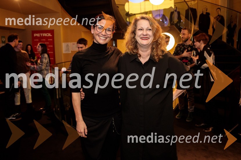  Simona  Belle, služba za stike z javnostmi MGL;  Tijana Zinajić, režiserka, igralkaLunapark, premiera drame