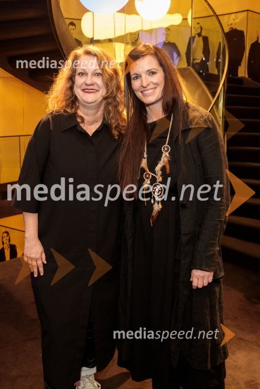  Tijana Zinajić, režiserka, igralka;  Ana Horvat Dolinar, igralkaLunapark, premiera drame