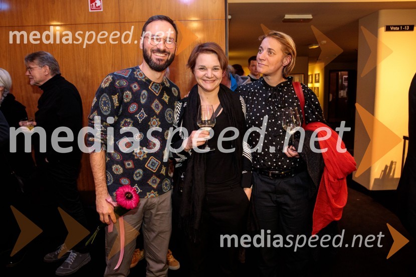  Darjan Mihajlović Cerar, scenograf;  ... ;  ... Lunapark, premiera drame