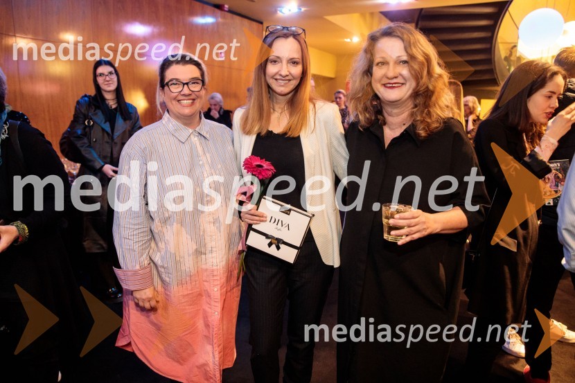  ... ;  Jelena Kajgo;  Tijana Zinajić, režiserka, igralkaLunapark, premiera drame