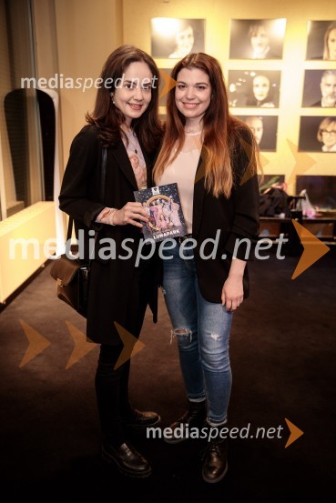  Lara Wolf Završnik, igralka;  ... Lunapark, premiera drame