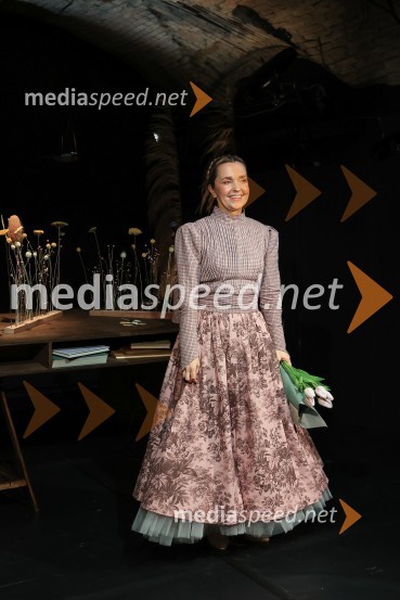  Maja Kunšič, igralkaPalčica, premiera lutkovne predstave