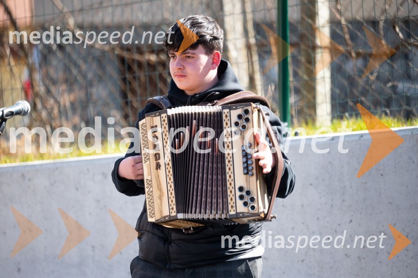 V Slovenskih Konjicah slovesna otvoritev 11 novih najemnih stanovanj SSRS