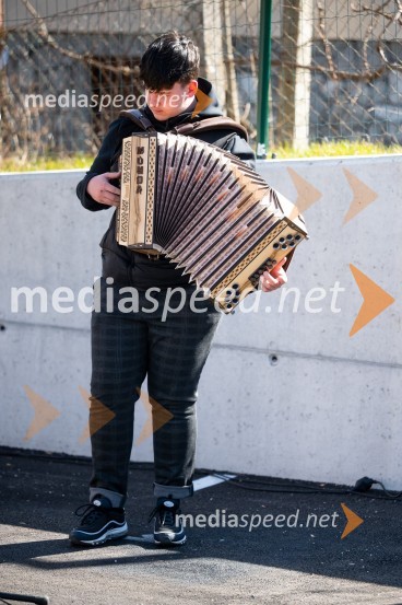 V Slovenskih Konjicah slovesna otvoritev 11 novih najemnih stanovanj SSRS