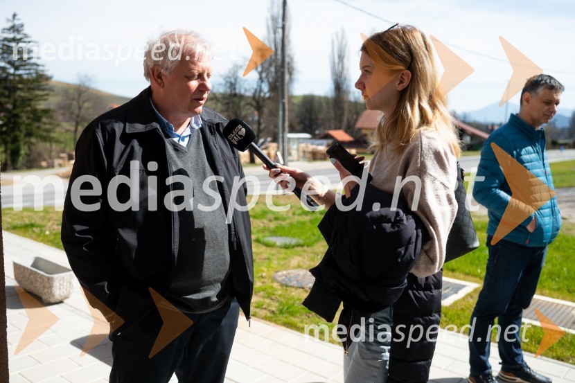  Tomaž Rihtaršič, direktor, Stanovanjsko podjetje Konjice d.o.o;  ... V Slovenskih Konjicah slovesna otvoritev 11 novih najemnih stanovanj SSRS