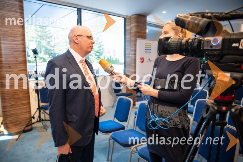   Ante Jurišić,  direktor, TZO Baška Voda;  ... Predstavitev Makarske riviere in Zabiokovlja, novinarska konferenca