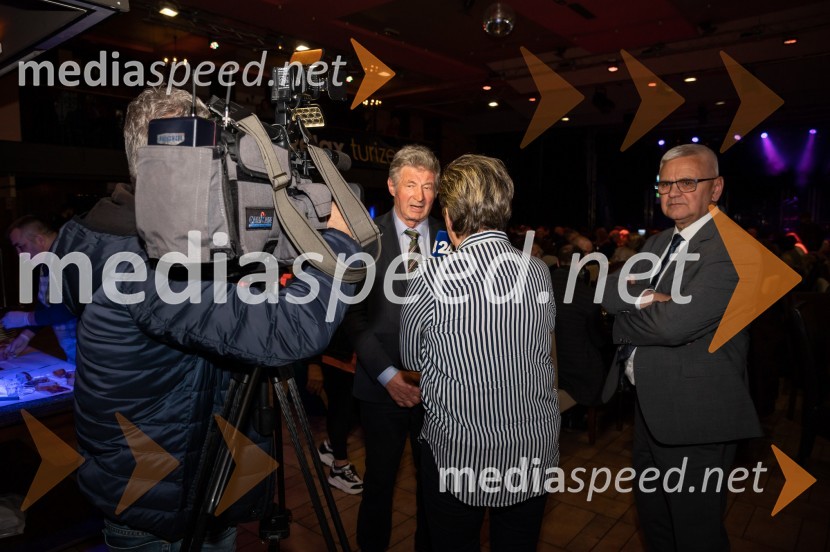 dr. Ivo Mravičić, direktor TZO Tučepi;  Danica  Ksela, novinarka POP TV;  Jože Režonja, direktor odnosov z javnostmi, Relax TurizemZabavno-glasbeni večer s predstavitvijo Makarske riviere in Zabiokovlja