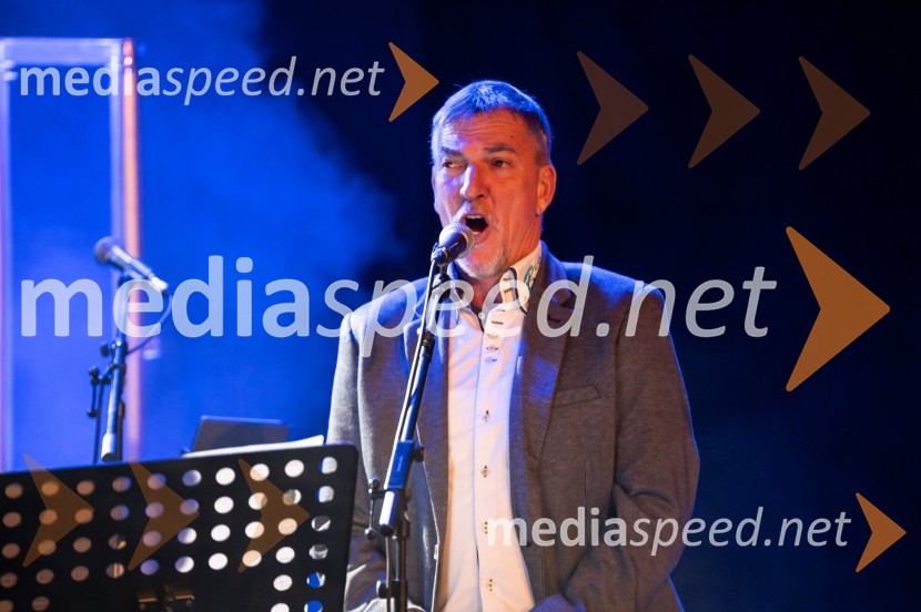 Zabavno-glasbeni večer s predstavitvijo Makarske riviere in Zabiokovlja