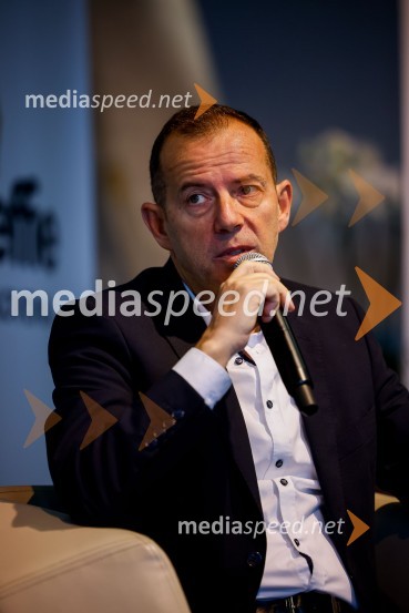  Enzo Smrekar, predsednik uprave Droge Kolinske in glavni direktor strateškega poslovnega področja v Atlantic Grupi, predsednik SZS, podpredsednik Olimpijskega komiteja SlovenijeEffie dan 2023