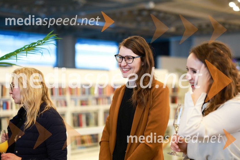 Poslovna liderka in poslovni lider leta 2023