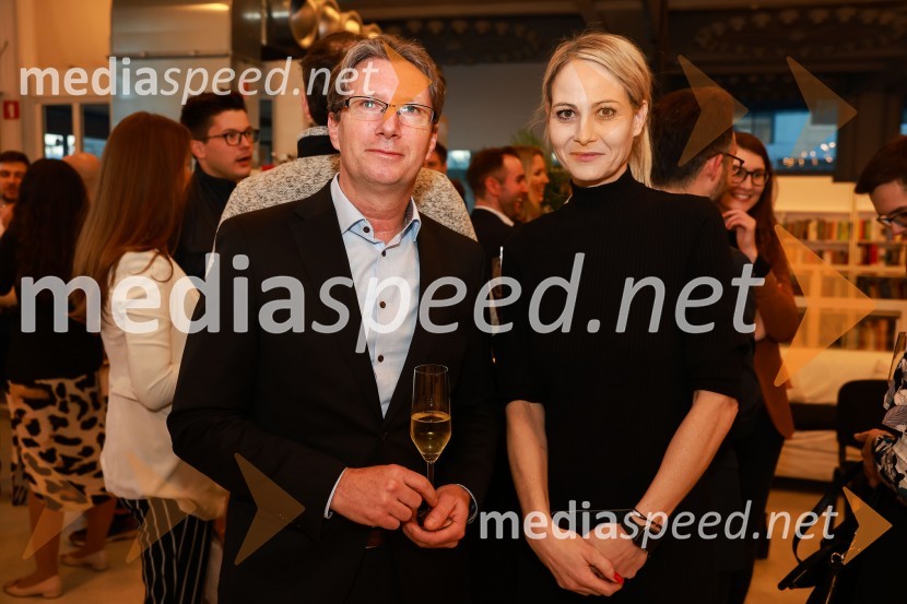  ... ;  Mojca  Grobelnik, communication director, AmChamPoslovna liderka in poslovni lider leta 2023